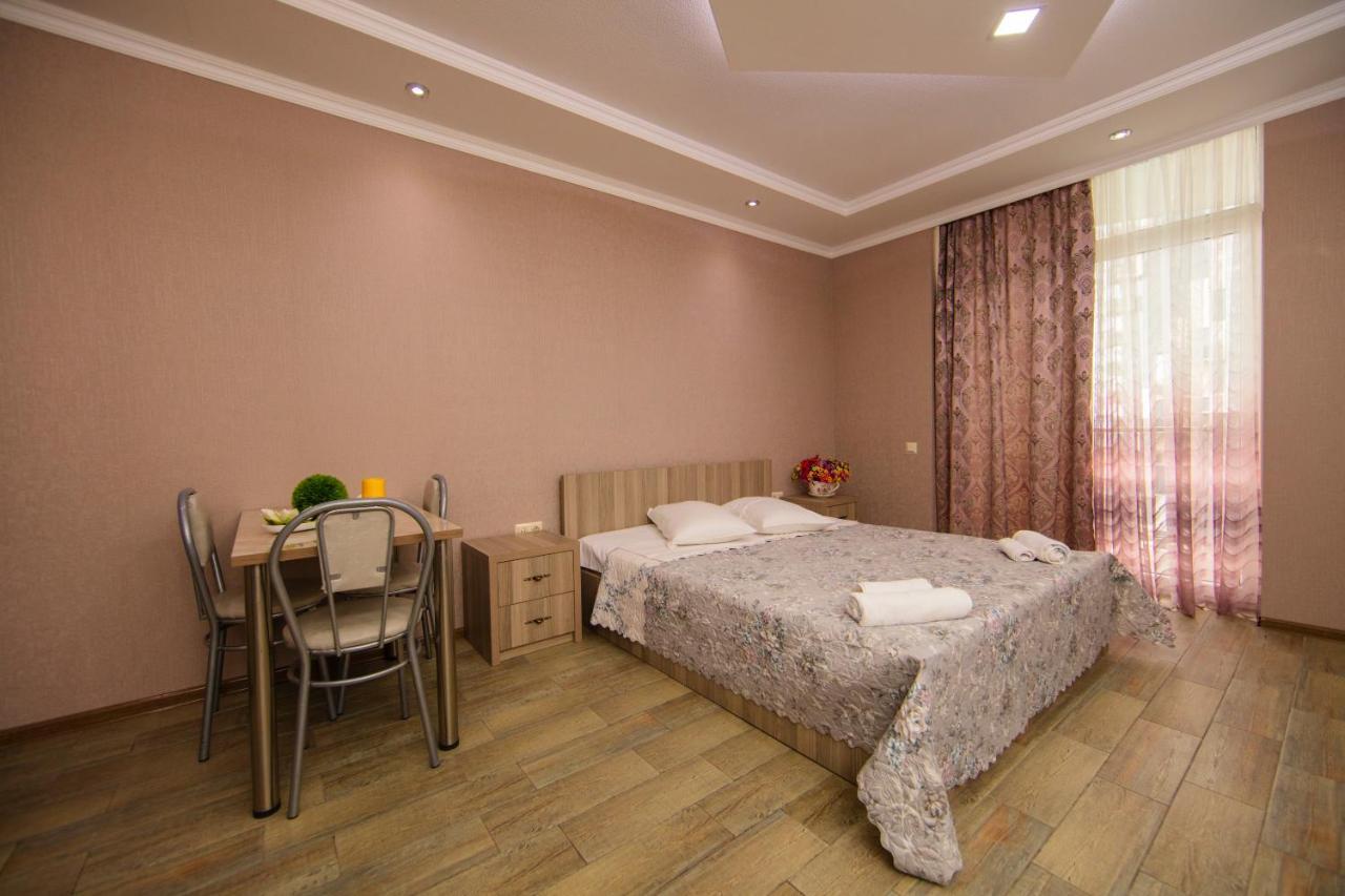 Sea Towers Suite Batumi Eksteriør billede