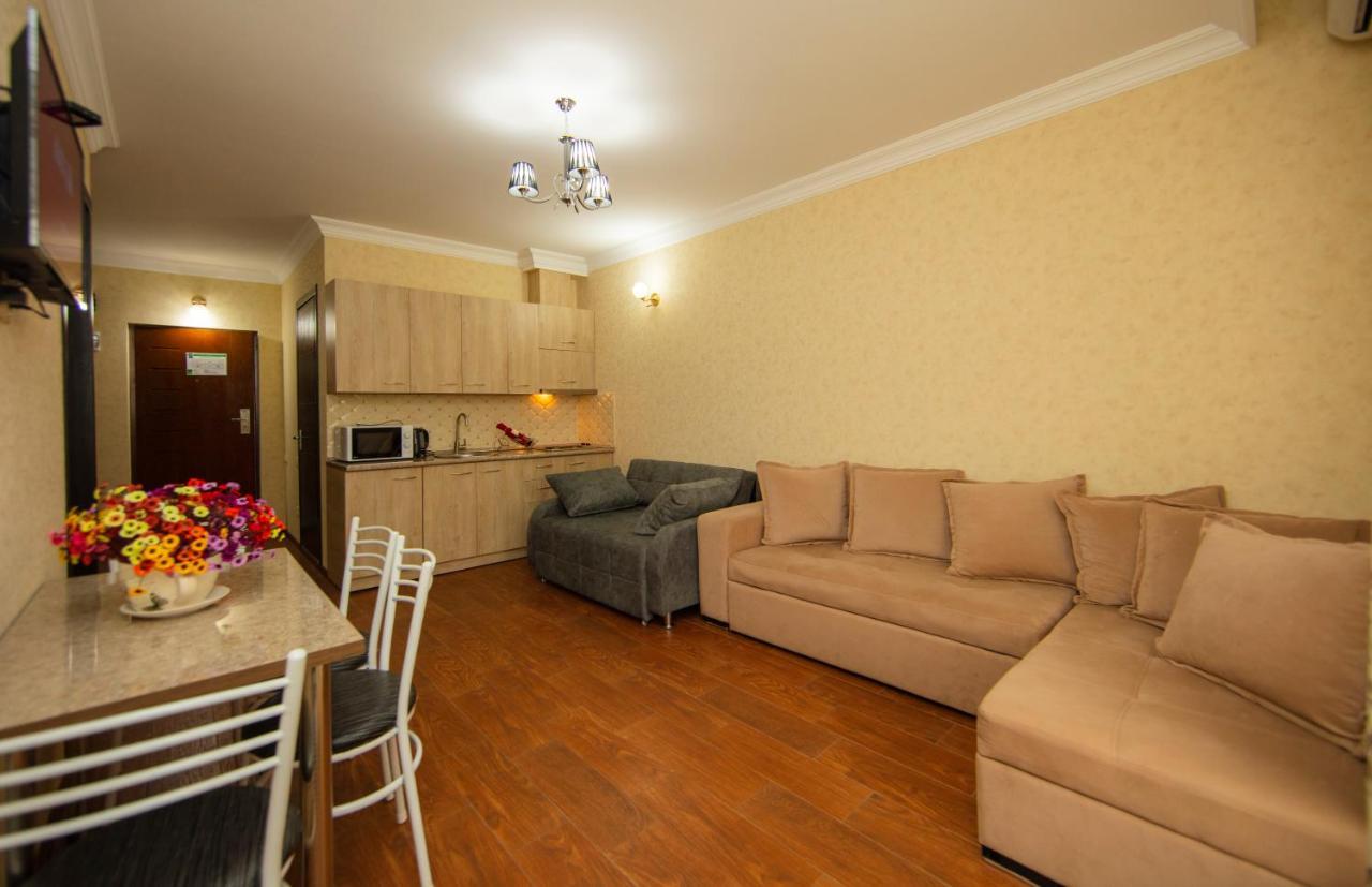 Sea Towers Suite Batumi Eksteriør billede